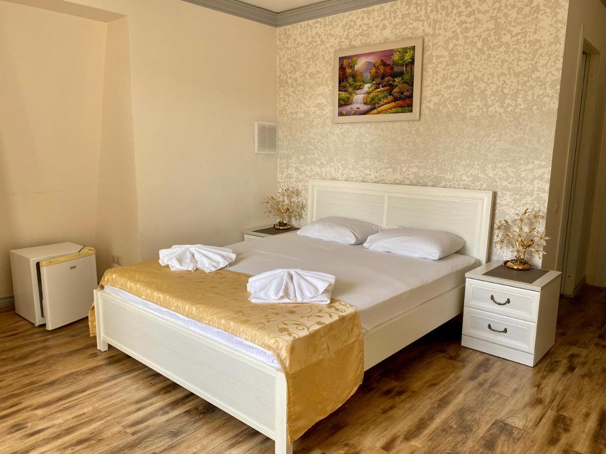 Spa Hotel Karakas 수쿰 외부 사진