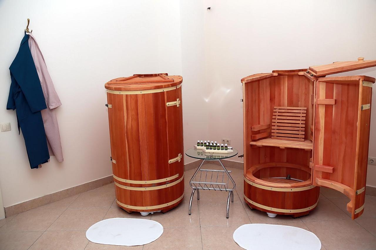 Spa Hotel Karakas 수쿰 외부 사진